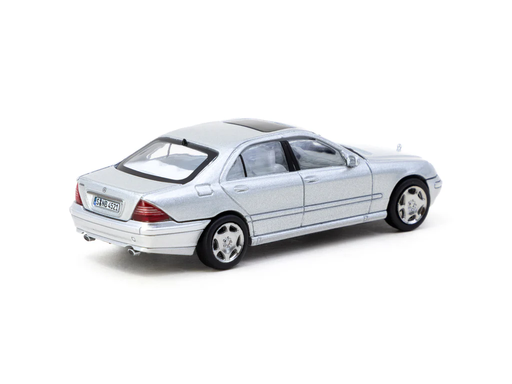 Tarmac Works 1/64 Mercedes-Benz S-Class Brilliant Silver Metallic