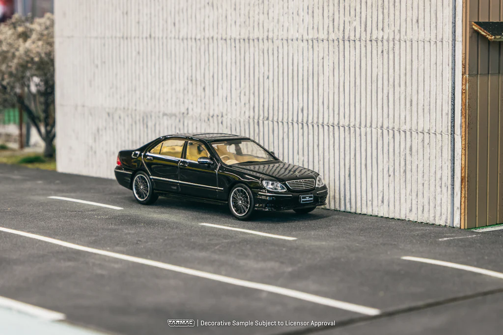 Tarmac Works 1/64 Mercedes-Benz S-Class Wald Black